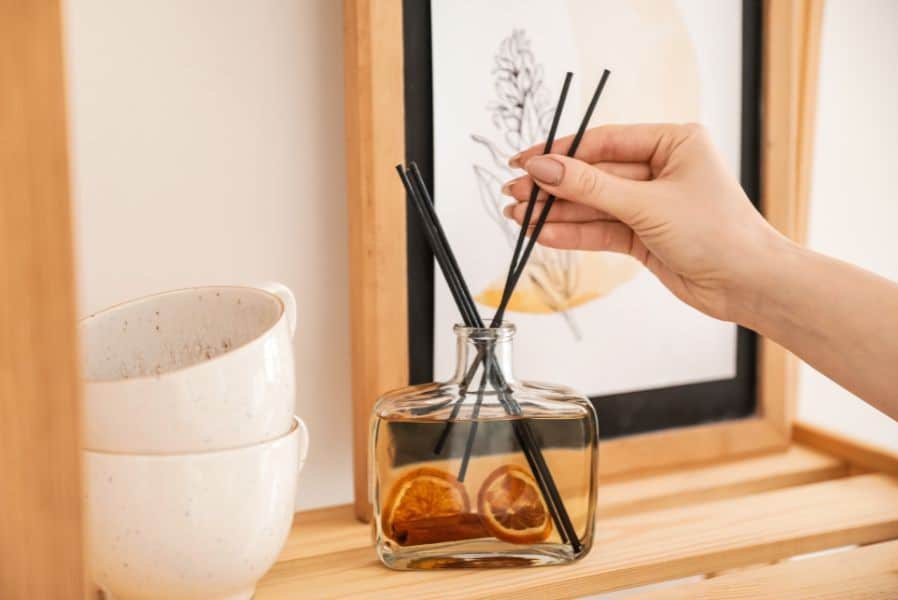 擴香棒多久換一次?最佳更換時間與影響因素